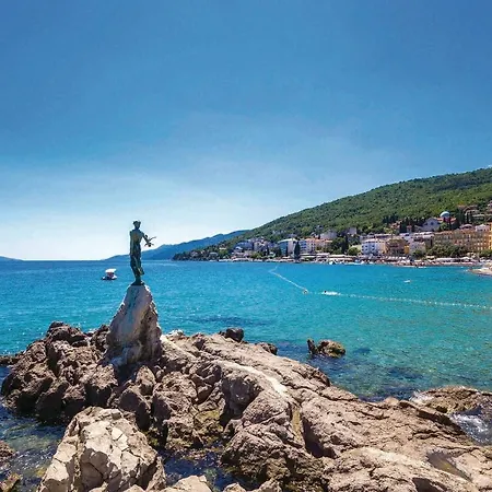 Beautiful In With 1 Bedrooms And Wifi Opatija