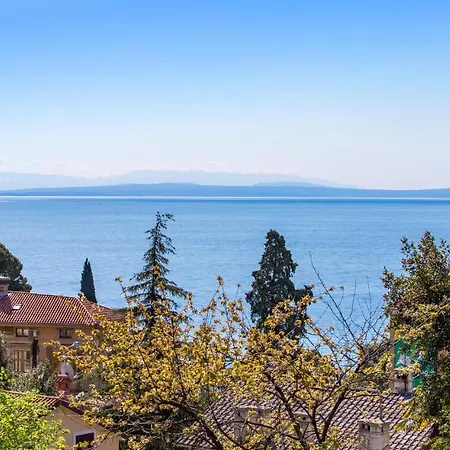 Apartment Beautiful In With 1 Bedrooms And Wifi *